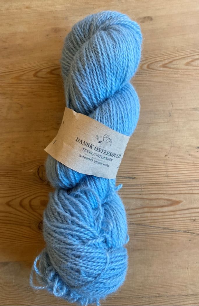 Dansk Østersøuld – 275 m/100 gr – Farve: BLÅ