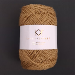 3018_Gold_Recycled Bottle Yarn fra Karen Klarbæk