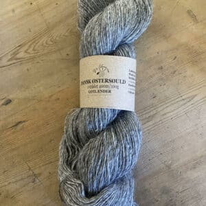 Dansk Østersøuld – 400 m/100 gr – Farve: LYS GRÅ Texel/Gotlænder