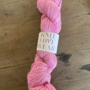 Håndfarvet Summer Alpaca – Knit Love Wear – 420 m/100 gr – Farve: HOT PINK